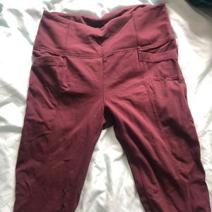 Athleta crimson leggings